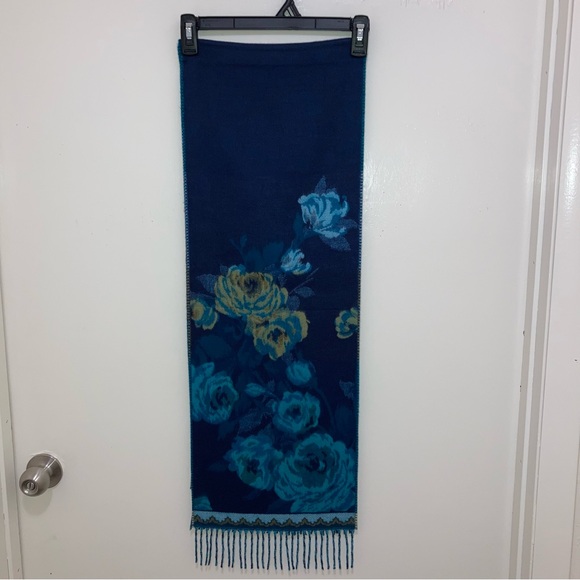 Soft winter scarf by FRAAS, Feel Cashmink, Blue, Turquoise, Gold - Picture 6 of 9